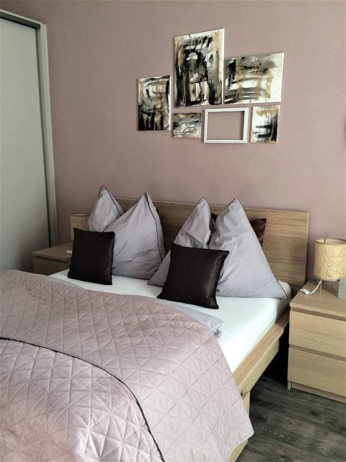 Апартаменты Magnolia Apartman Шопрон Экстерьер фото